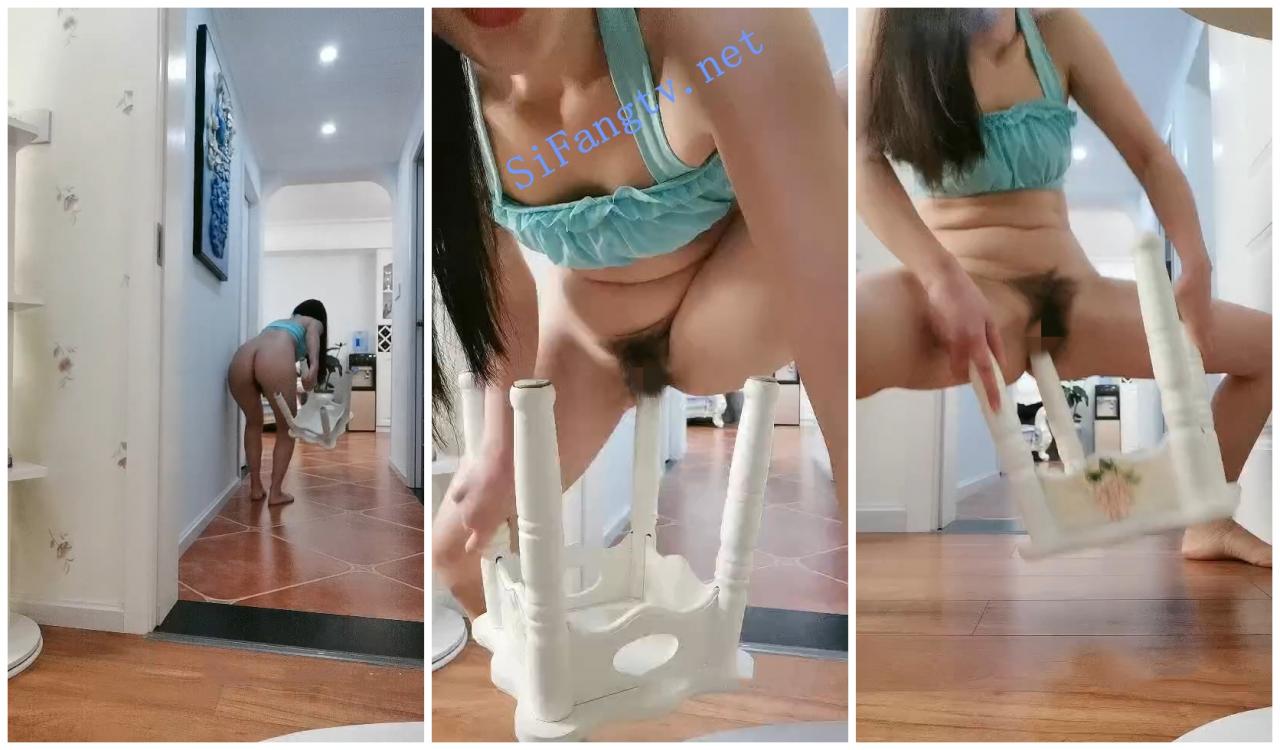 源码自录 小妲己 金莲小仙女 爸爸在客厅走廊自慰 图 03