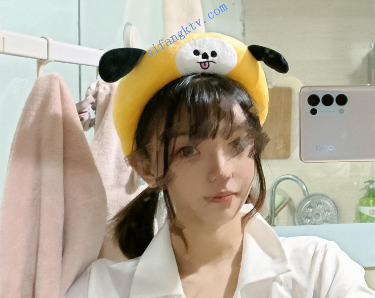 ♒露脸COSER♒极品反差婊小余口交无套啪啪视频流出 图 01