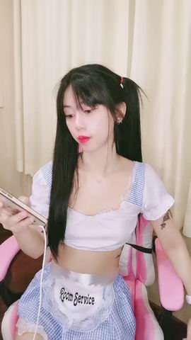满背纹身极品双马尾萌妹反差感极强舔吸大屌后入猛操 图 01