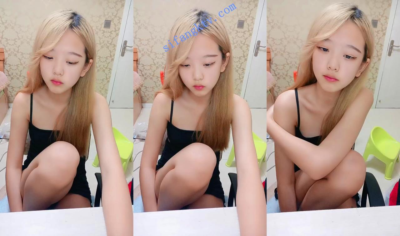 ₩ 跑车可+ 02年超清纯嫩妹全裸自慰呻吟娇喘酥麻 图 01
