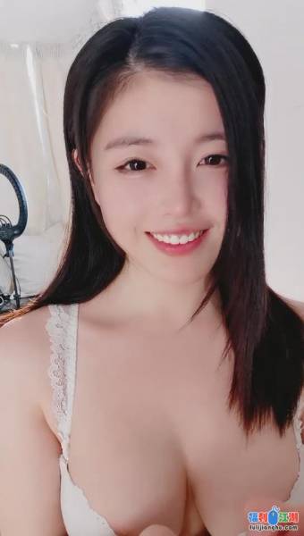 【感恩回报贴】第11弹 回复免费  新人主播@满月   清纯的脸蛋  可甜可盐【1.43G  百度云】