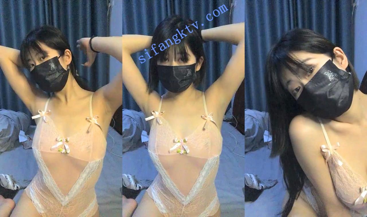 ₩ 00年小泡芙 极品巨乳美女主播PK全裸热舞道具插逼诱惑 图 02