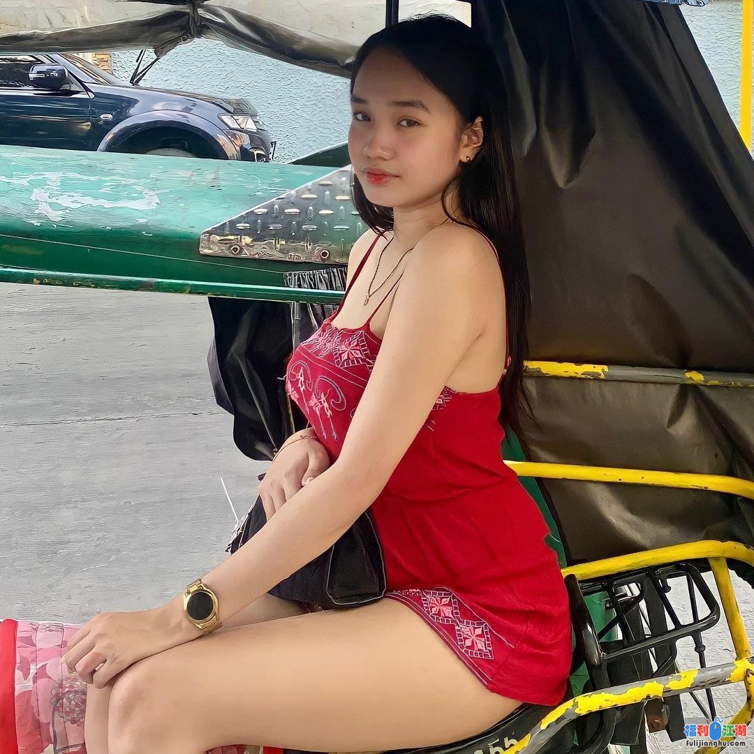 ❤️骚母狗牙套妹Zae日常自拍摸奶抠逼紫薇视图23P 12V【0.49G】