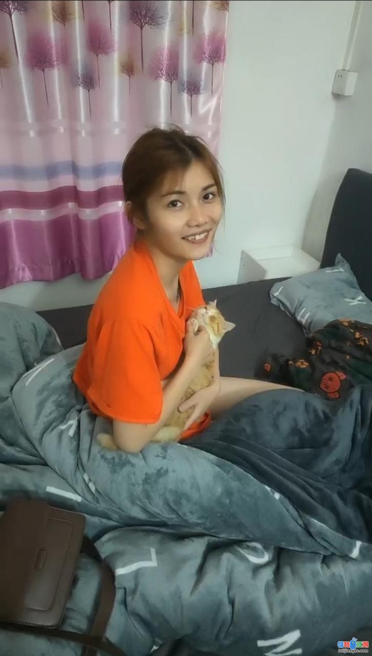 兼职寒假工的情侣出租屋黄播赚钱[百度网盘][1V439MB]