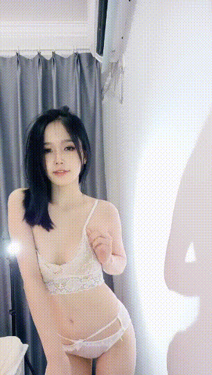 绿播女神下海!终于漏B了 芷若 脱骚衣舞!简直摄人心魄~ 图 01