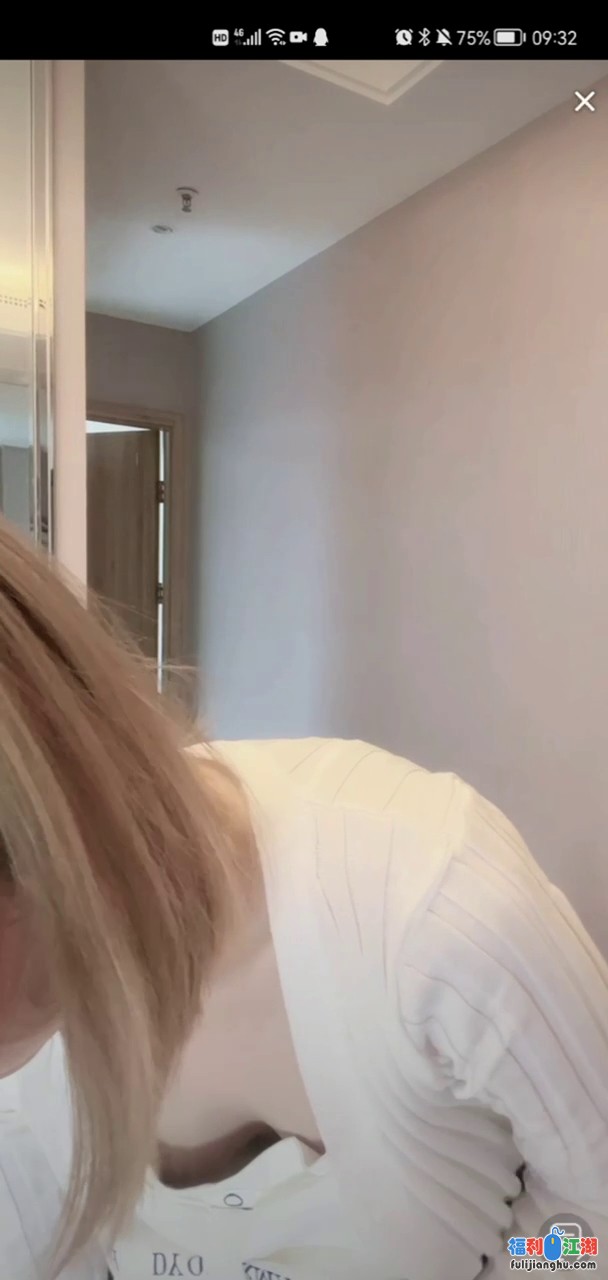 抖音快手走光闪现最新小合集 [70v+690m][百度盘]