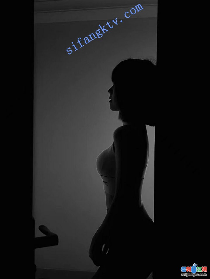 绝美00后抖音主播被摸着流出晶莹剔透的淫水【11G】