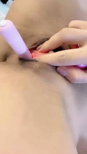 面罩网红女神！性感身材大战头套男！[1V 460M 百度云]