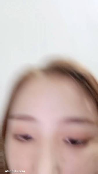 【糖糖小公主】 洗发店老板娘厕所自慰 [1V 1.36G 百度盘]