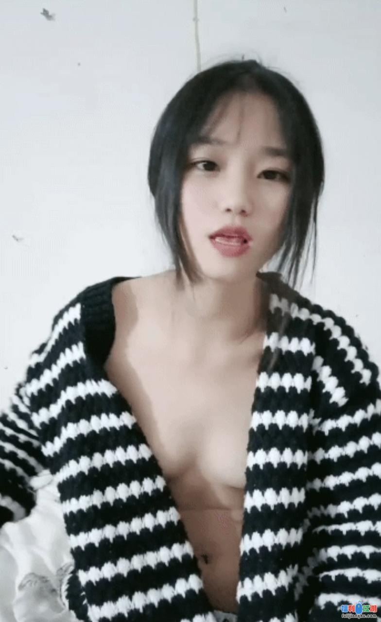 可爱眼镜学生妹女主播 [1v+742m]