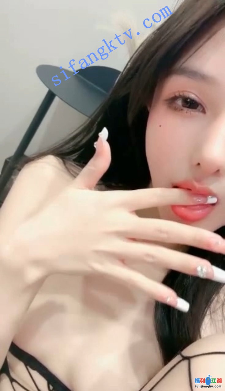 【补链】【香香】@露脸美少女JK高清自慰【1.4G】