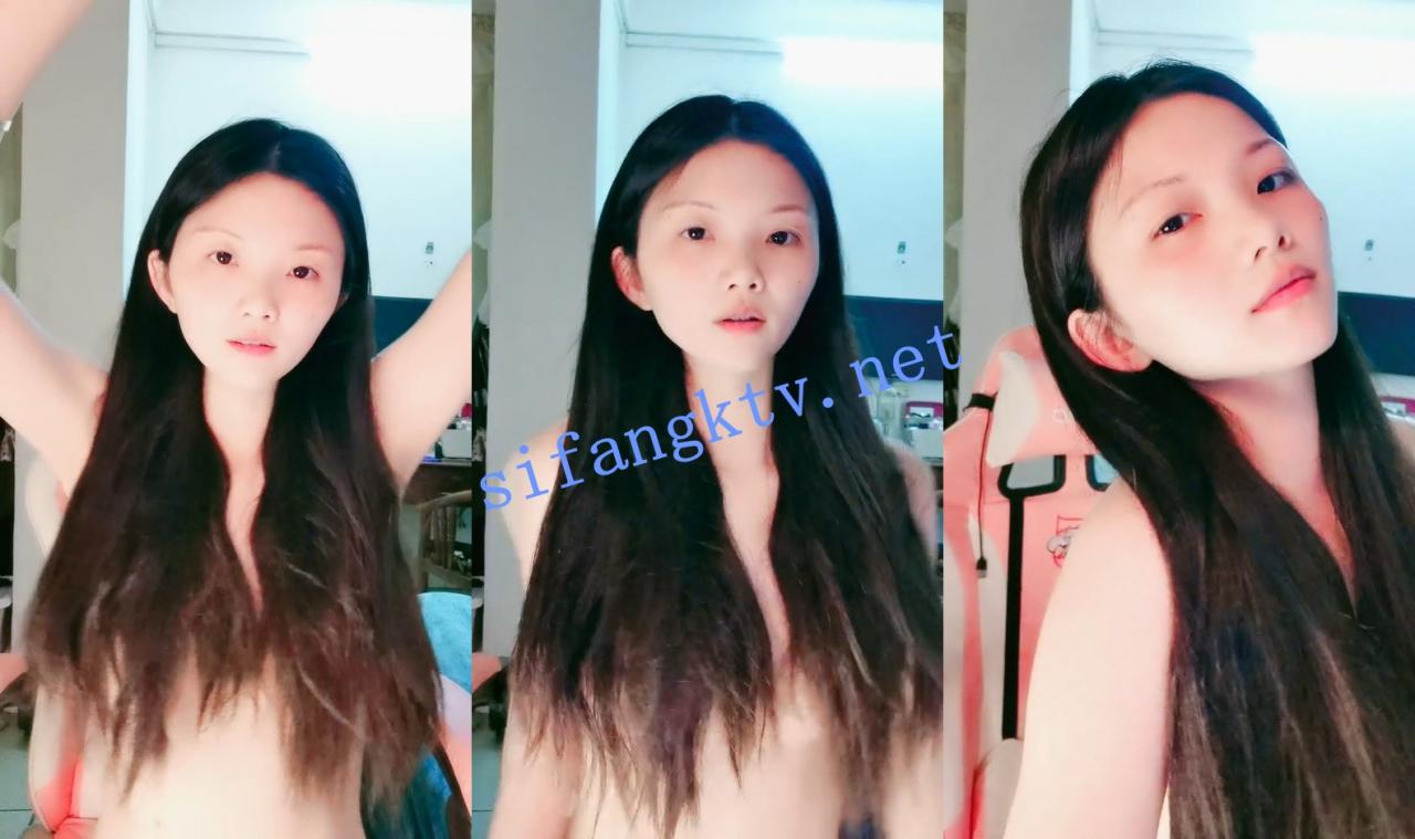 ⚡眼镜学生妹展示诱人好身材! 小蚊崽 非常粉嫩的三点~ 图 02
