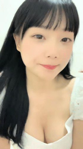 强烈推荐~邻家女神回来了~ 幼齿 多种道具狂插~爽死了… 图 01