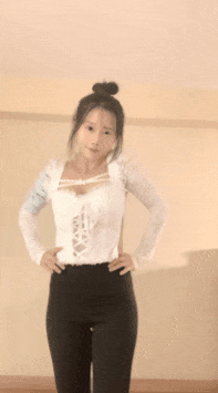 ♆♆ 诗妮 校花美女~!网红脸舞蹈生~热舞诱惑~湿身秀挑逗 图 05