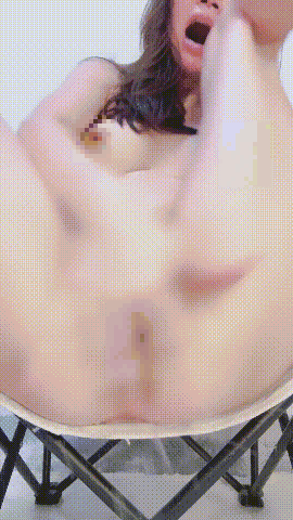 ❤️顶级美腿 小姨子的秘密 丝袜高跟掰逼狂插骚水狂喷 图 02
