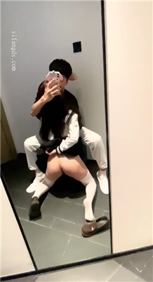 推特萝莉嫩妹 优米 裸舞自摸幸福啪啪 JK小蛋糕大合集 图 14