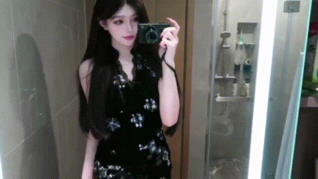 ✅抖音 妮兔 80万粉 大长腿美腿 黑丝足交 图 02