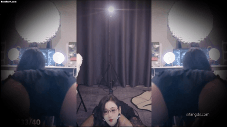 【虎牙】顾九卿 超骚主播 性感黑丝短裙 露白色内裤 双视角【5V】【334M】