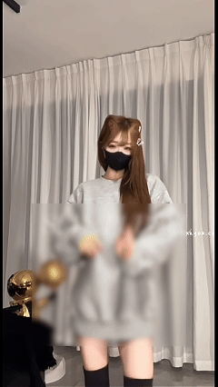 重磅推特女神泡沫回归 绝对母犬 千元门槛裸舞插穴喷水高潮 图 14