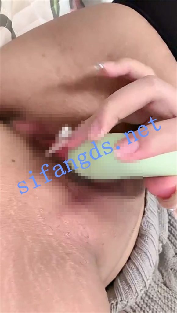 【B站 芝士妹妹u】大尺度福利视频 露三点 跳蛋自慰【44P16V】【235M】