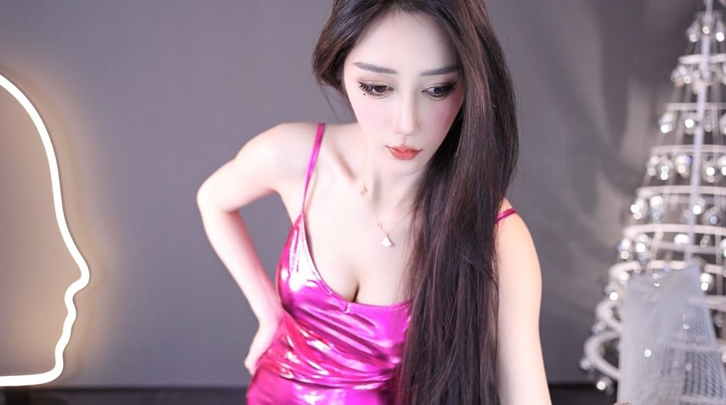 ‼️虎牙 车老板 最新内衣大长腿诱惑定制！无水印收藏版【1V】【808M】