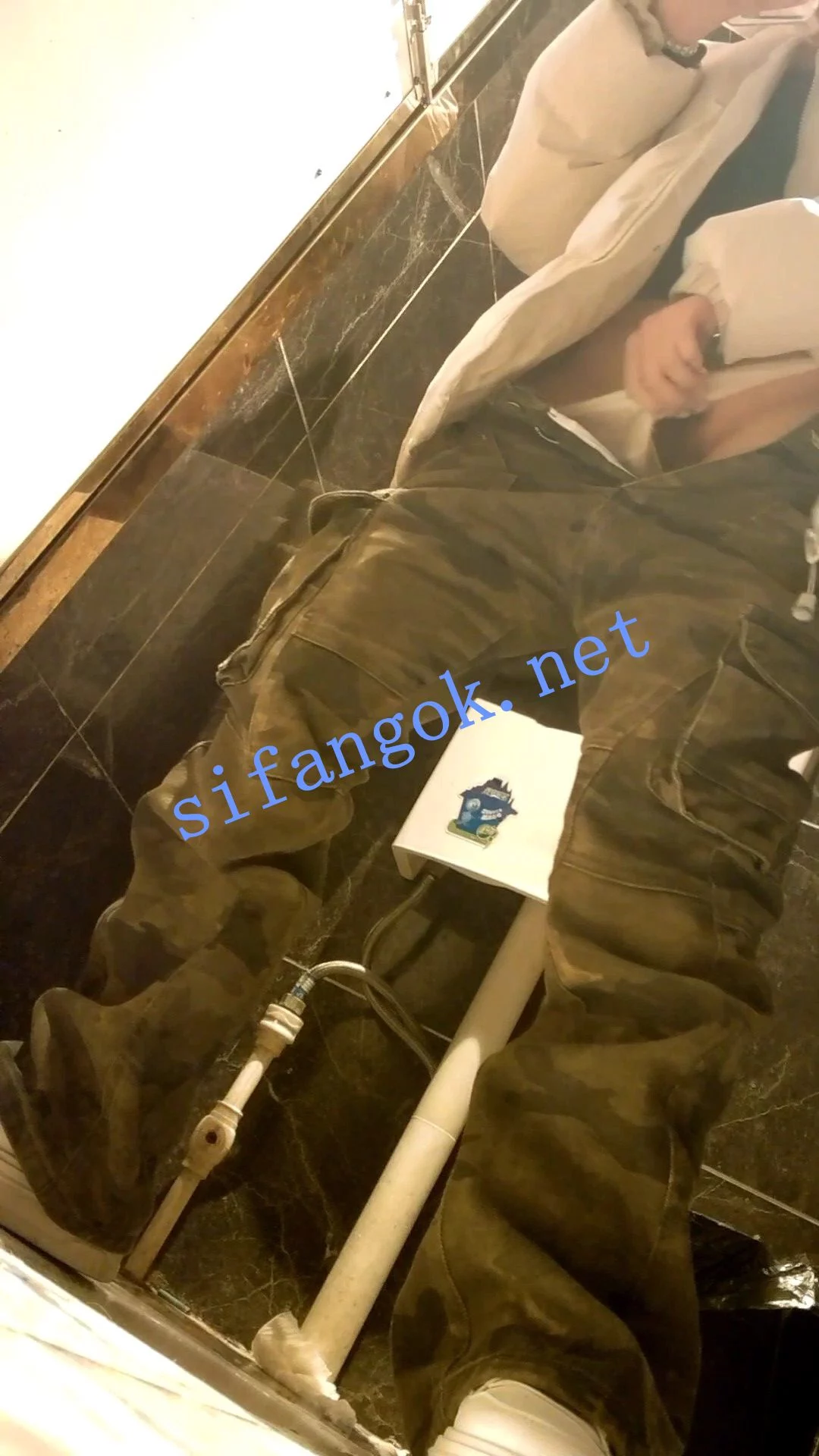 ✅全网首发 酒吧全景厕拍 各种黑丝高跟 美女如云 9 图 26