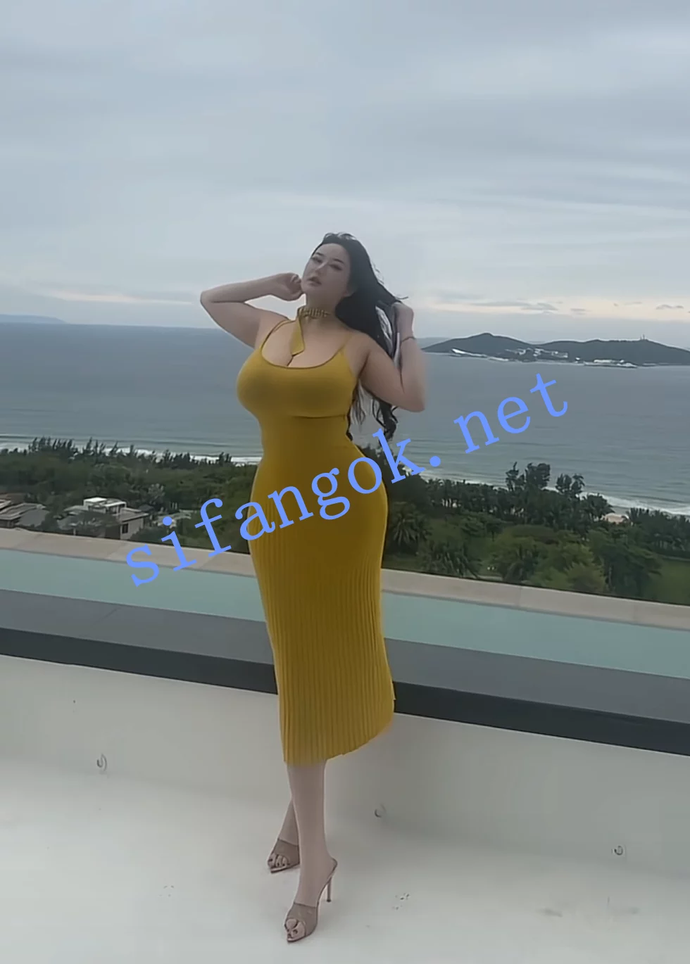 大奶网红 易阳⭐酒店揉奶发骚 图 01